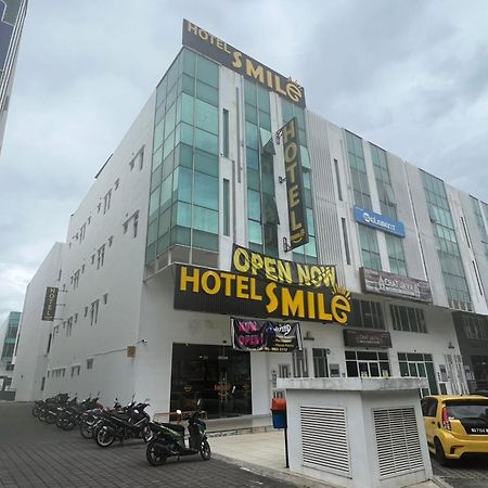 Smile Hotel Subang Airport Shah Alam Extérieur photo